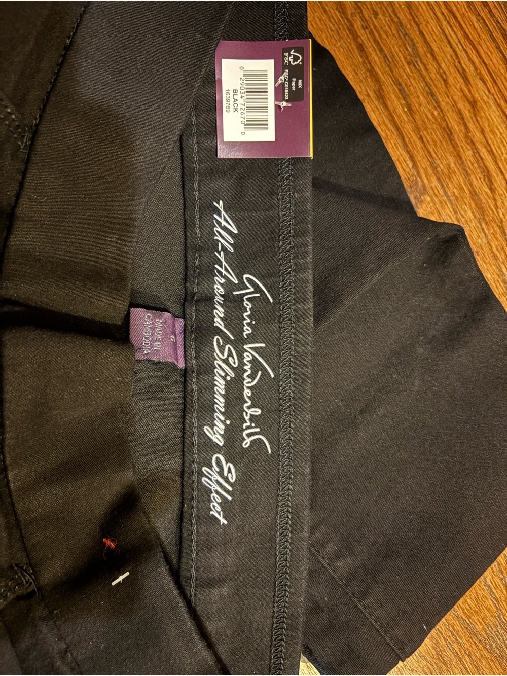 Gloria Vanderbilt All-Over Slimming Effect Black Pants